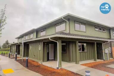 Main picture of Portland - Flavel St, 8300 SE - 101