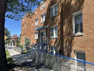 Main picture of 921 Butternut St NW