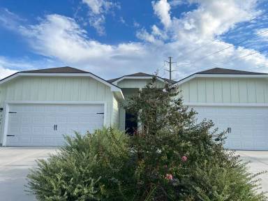 Main picture of 523 Grayson Ln