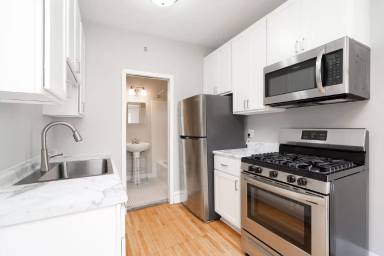 Main picture of Oak Grove Downtown Apartments