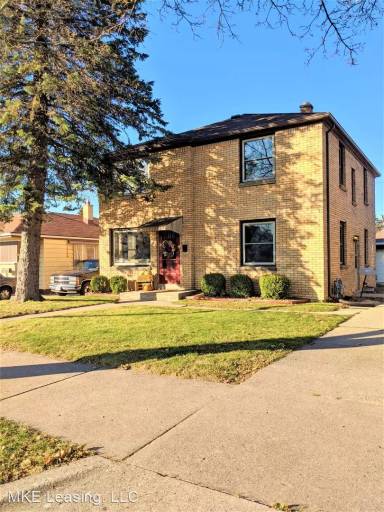 Main picture of 918 E Howard Ave