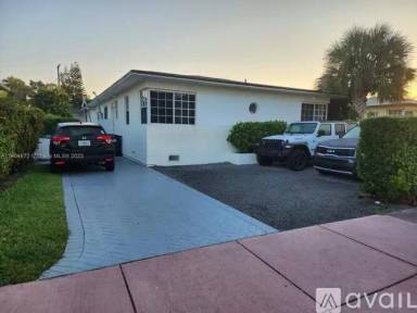 Main picture of 2145 Bay Dr