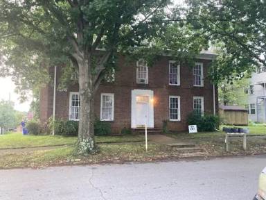 Main picture of 433 Worth St NW