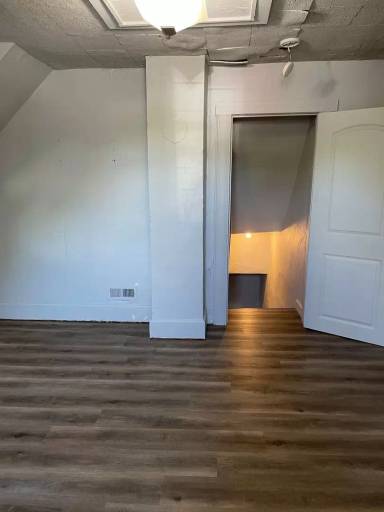 Main picture of 2121 N Ramsey Ave