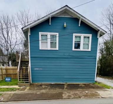 Main picture of 601 3rd Ave SW