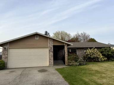 Main picture of 709 Vine St