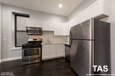 Main picture of 1641 W Huron St