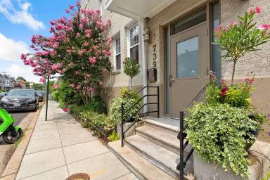 Main picture of 739 Newton Pl NW