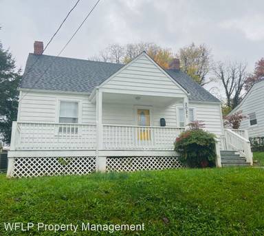 Main picture of 2021 Rose Ln