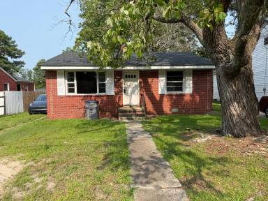 Main picture of 1207 Cypress St