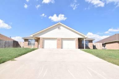 Main picture of 1407 Pima Trl