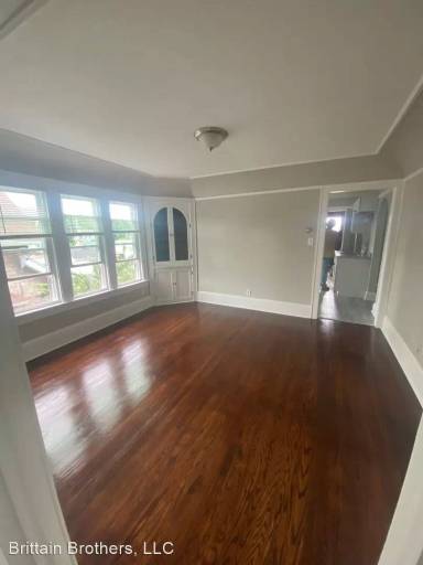 Main picture of 1927 S 57th St