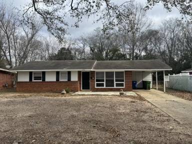 Main picture of 2318 Diane Ave