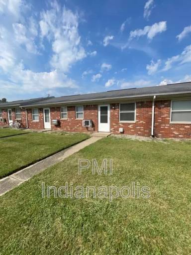 Main picture of 122 W William Dr