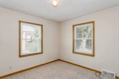 Main picture of 625 S Apache Dr