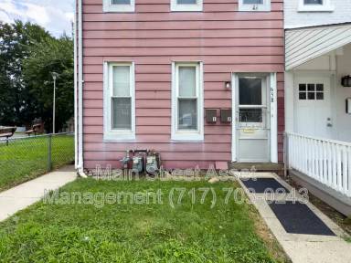 Main picture of 658 Walnut St