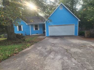 Main picture of 179 Adrian Dr