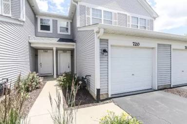 Main picture of 720 Woodewind Dr