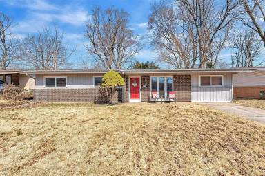 Main picture of 1015 Cheyenne Dr