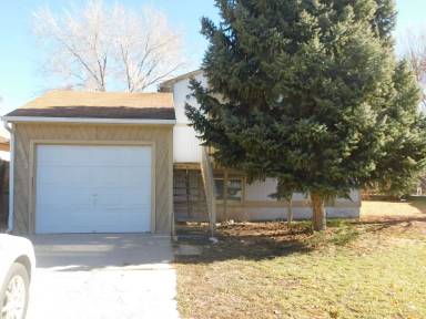 Main picture of 252 1/2 Nashua Ct