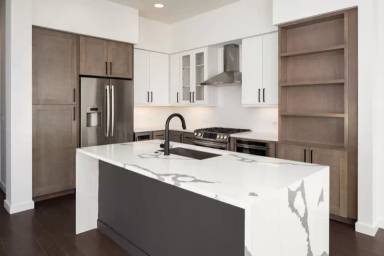 Main picture of 1002 Park Ave NE