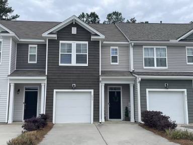 Main picture of 609 Hilchot Dr