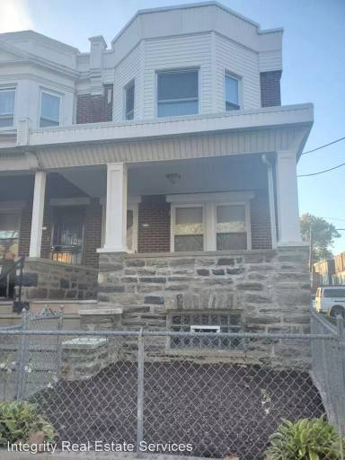 Main picture of 4828 N Mascher St