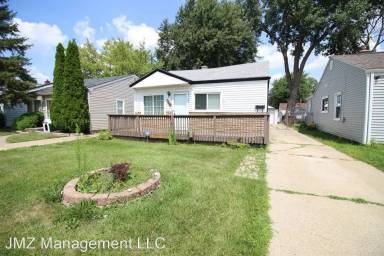 Main picture of 13807 Hendricks Ave