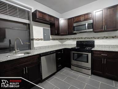 Main picture of 3631 W Dickens Ave