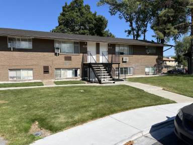 Main picture of 1059 S Ellen Cir