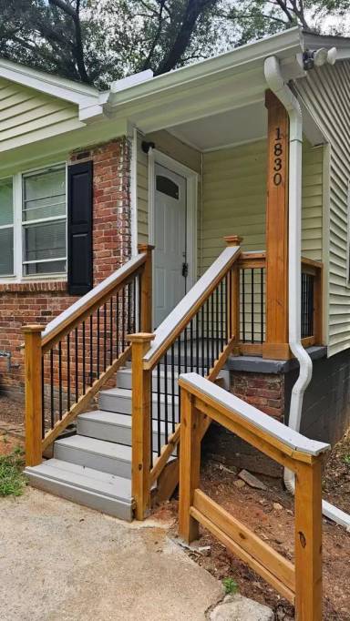 Main picture of 1830 Meadow Ln
