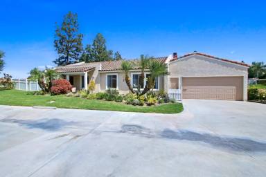 Main picture of 12732 Oxford Dr