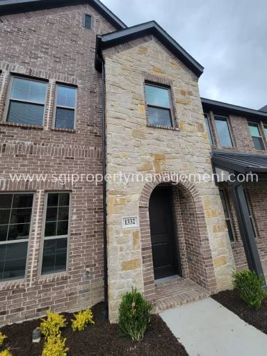 Main picture of 1332 Ethan Dr