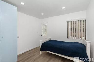 Main picture of 5588-5590 Shasta Ln Apartments