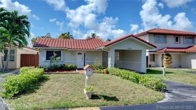 Main picture of 11268 SW 73rd Ter