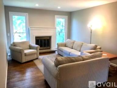 Main picture of 54 Academy Dr
