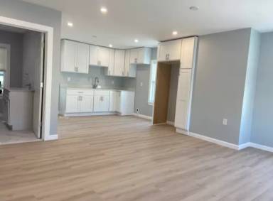 Main picture of 58 Ford St