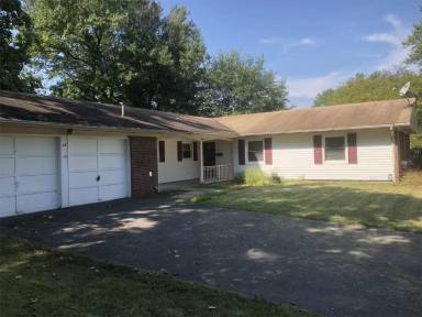 Main picture of 45 Edison Ln