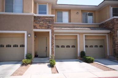 Main picture of 704 Peachy Canyon Cir