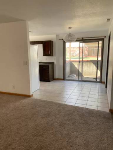 Main picture of 208 N Brunswick St