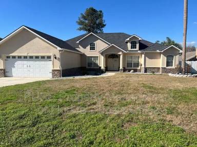 Main picture of 1035 SW 33rd Pl