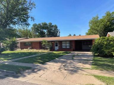 Main picture of 4205 46th St