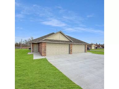 Main picture of 3307 S 23rd St