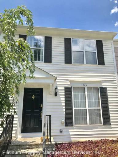 Main picture of 2201 Queen Anne Ct
