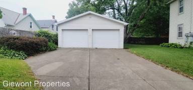 Main picture of 415 Plum St