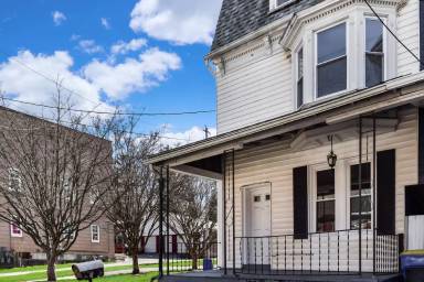 Main picture of 1622 Mount Rose Ave