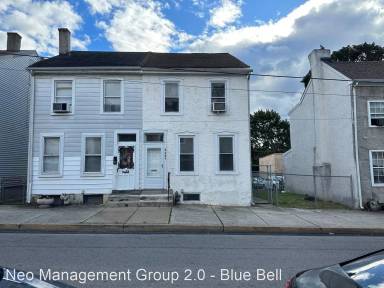 Main picture of 326 E Moore St
