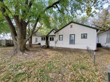Main picture of 728 Lincoln Ave