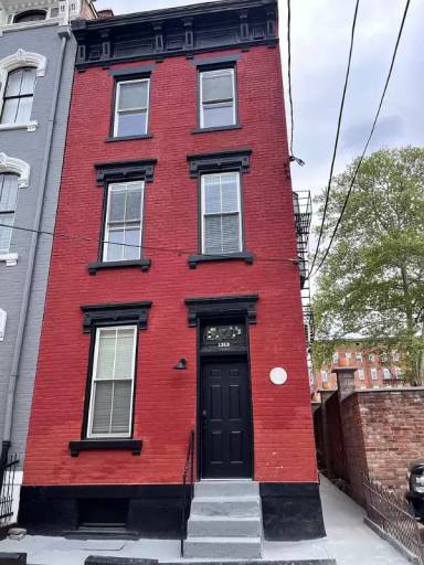 Main picture of 1312 Spring St