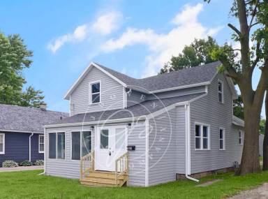 Main picture of 309 S Main St